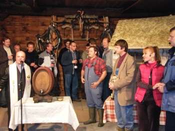 Danes godujejo Martini, Martine, Tineti, Tince...