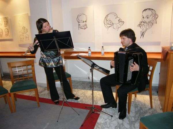 Na Ta veseli dan kulture Literarni nokturno