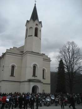Blagoslov motorjev v Boštanju