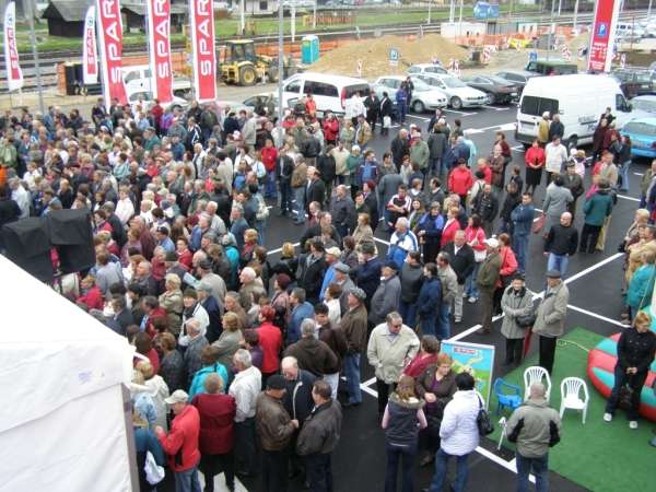 Sevnica dobila hipermarket Spar