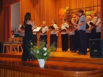 V Globokem gostili Prešernovke