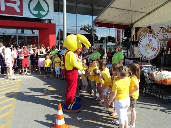Spar Brežice je praznoval 5 let