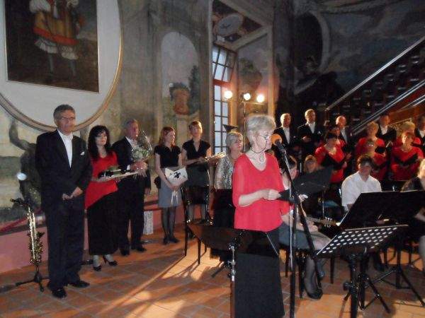 Osemindvajseti letni koncert brežiškega zbora in tamburašev