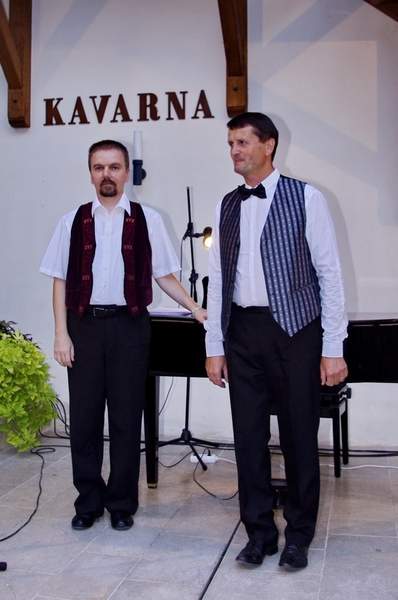 Melodije v ritmu tanga navdušile poslušalce