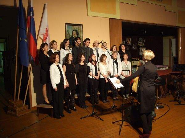 Kostanjeviške zlate listine trem ženskam