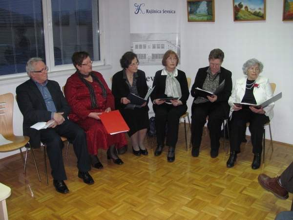 Pomladno prebujenje v poetični besedi