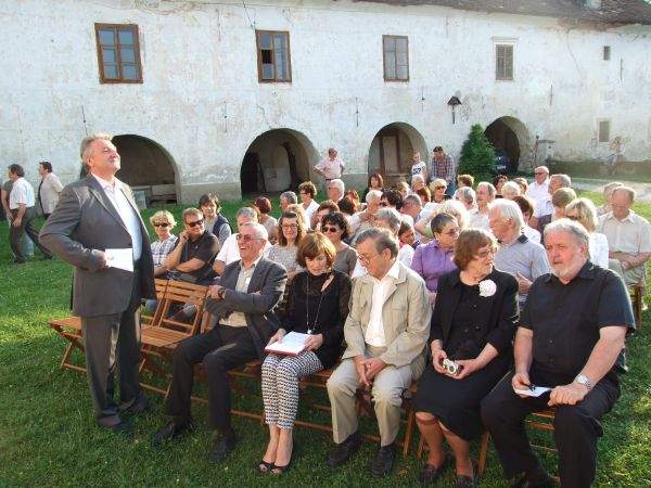 Arhitekturna razstava v Lamutovem likovnem salonu