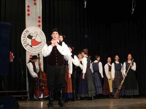 Jubilejni 10. mednarodni festival SloFolk uspešno mimo