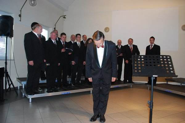 S pomladjo zapeli vsi �kranjski� zbori