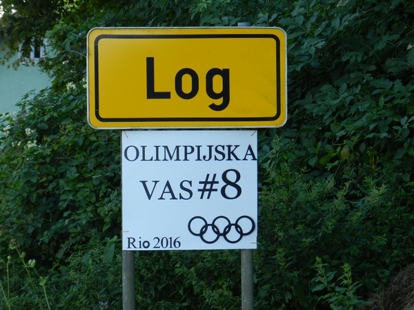 Log začasno olimpijska vas